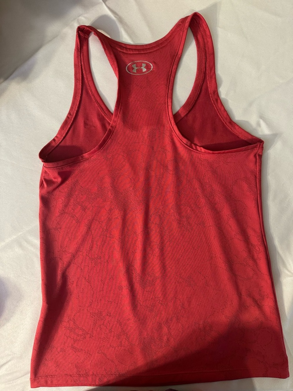 Under‎ Armour Women’s Red Racerback Performance Tank - Picture 2 of 2